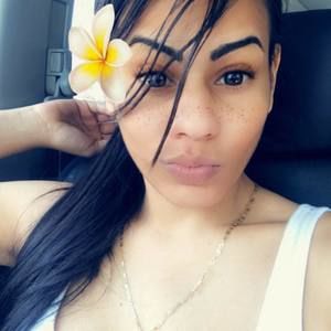 Meet your Posher, Sheila